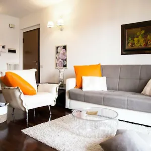 Chic Panoramic Apartament Bergamo